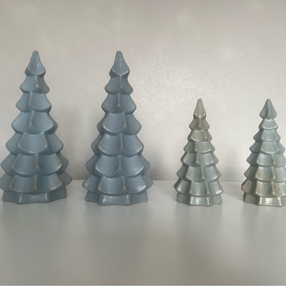 Elegant Stoneware Holiday Christmas Tree Set